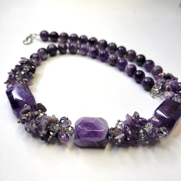 Purple Bead Necklace Purple Shell Chips and Purple Ball Bead Necklace - Picture 3 of 16